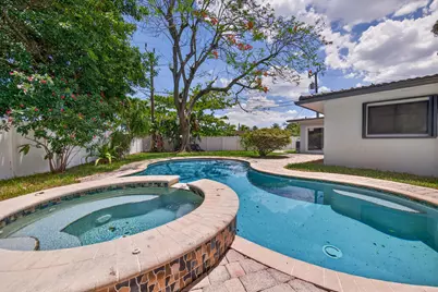 2740 NW 9th Lane, Wilton Manors, FL 33311 - Photo 25