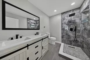 2740 NW 9th Ln, Wilton Manors, FL 33311 - Photo 5