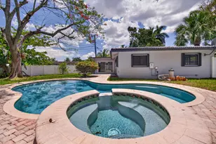 2740 NW 9th Ln, Wilton Manors, FL 33311 - Photo 9