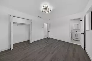 2740 NW 9th Ln, Wilton Manors, FL 33311 - Photo 17