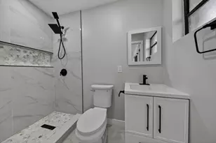2740 NW 9th Ln, Wilton Manors, FL 33311 - Photo 19