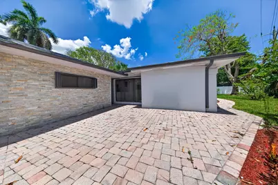 2740 NW 9th Lane, Wilton Manors, FL 33311 - Photo 25