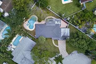 2740 NW 9th Ln, Wilton Manors, FL 33311 - Photo 47