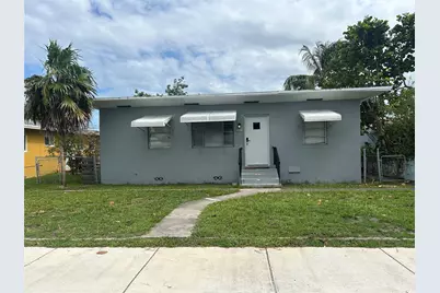 2218 Roosevelt Street, Hollywood, FL 33020 - Photo 17