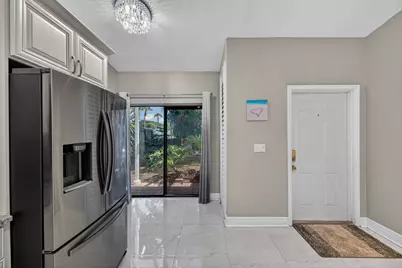 1036 E Lakes Drive, Pompano Beach, FL 33064 - Photo 7