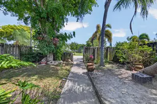 1036 E Lakes Dr, Pompano Beach, FL 33064 - Photo 35