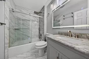 1036 E Lakes Dr, Pompano Beach, FL 33064 - Photo 25