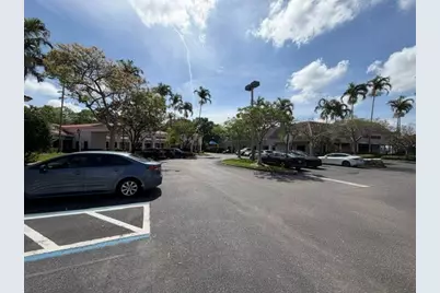9633 W Broward Boulevard #2, Plantation, FL 33324 - Photo 15