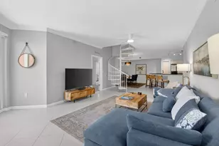 225 NE 1st St, Delray Beach, FL 33444 - Photo 9