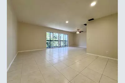 1180 Carlton Court #207, Fort Pierce, FL 34949 - Photo 5