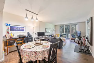 250 Jacaranda Dr, Plantation, FL 33324 - Photo 3