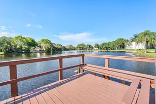 250 Jacaranda Dr, Plantation, FL 33324 - Photo 23