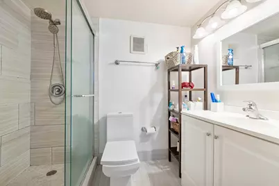 250 Jacaranda Drive #308, Plantation, FL 33324 - Photo 11