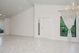 9708 Erica Ct, Boca Raton, FL 33496 - Photo 11