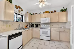 3281 Jog Park Dr, Greenacres, FL 33467 - Photo 17