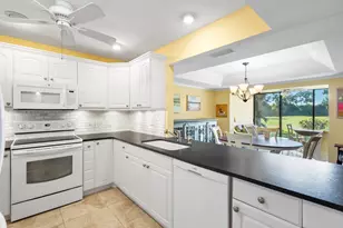5662 SE Foxcross Pl, Stuart, FL 34997 - Photo 19