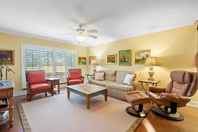 5662 SE Foxcross Place, Stuart, FL 34997 - Photo 9