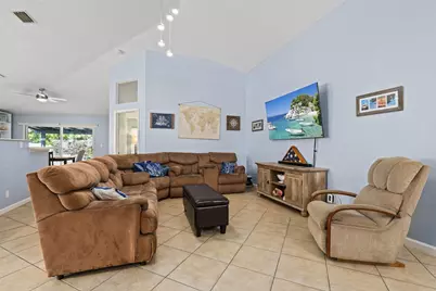 864 NW Waterlily Place, Jensen Beach, FL 34957 - Photo 3