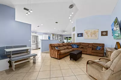 864 NW Waterlily Place, Jensen Beach, FL 34957 - Photo 5