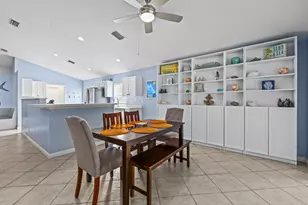 864 NW Waterlily Pl, Jensen Beach, FL 34957 - Photo 13