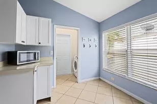 864 NW Waterlily Pl, Jensen Beach, FL 34957 - Photo 9