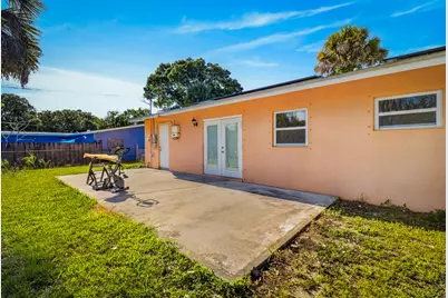 2805 Brantley Road, Fort Pierce, FL 34981 - Photo 13