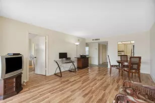 1638 Embassy Dr, West Palm Beach, FL 33401 - Photo 5