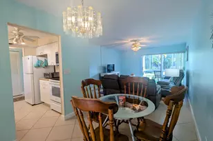 23 Golfs Edge A, West Palm Beach, FL 33417 - Photo 1