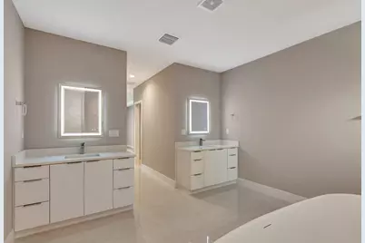 2233 SW Elmwood Avenue, Port Saint Lucie, FL 34953 - Photo 17