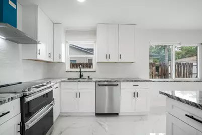 8535 NW 25th Place, Coral Springs, FL 33065 - Photo 7