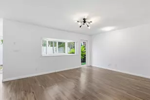 110 NE 16th Terrace, Fort Lauderdale, FL 33301 - Photo 23
