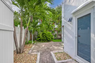 110 NE 16th Terrace, Fort Lauderdale, FL 33301 - Photo 19
