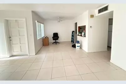 187 Stratford N #187, West Palm Beach, FL 33417 - Photo 5