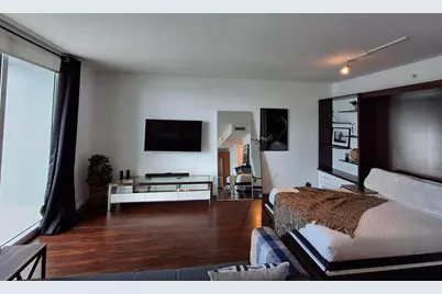 244 Biscayne Boulevard #2805, Miami, FL 33132 - Photo 7