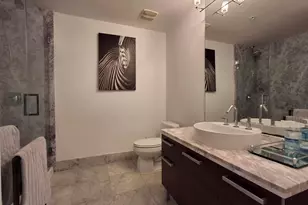 244 Biscayne Blvd, Miami, FL 33132 - Photo 11