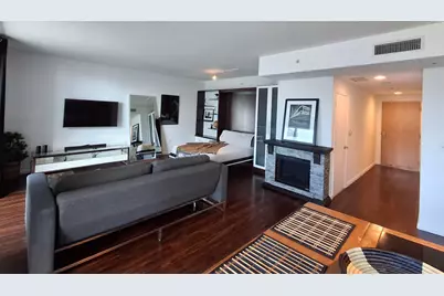 244 Biscayne Boulevard #2805, Miami, FL 33132 - Photo 9