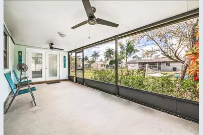 97 W Palm Avenue, Lake Worth, FL 33467 - Photo 13