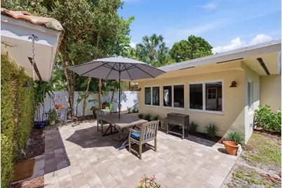 1020 SW 18th Court, Fort Lauderdale, FL 33315 - Photo 15