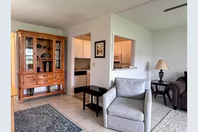 680 W Horizons W #103, Boynton Beach, FL 33435 - Photo 3