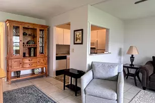 680 W Horizons W, Boynton Beach, FL 33435 - Photo 3