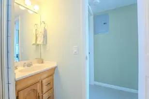 2731 NE 14th St, Pompano Beach, FL 33062 - Photo 17
