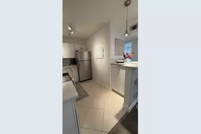 702 SE 2nd Avenue SE #405, Deerfield Beach, FL 33441 - Photo 5