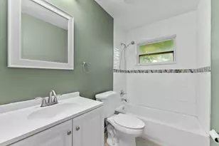 901 NW 49th St, Deerfield Beach, FL 33064 - Photo 15