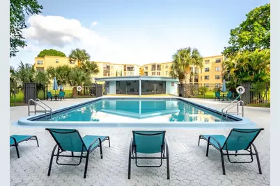 9440 SW 8th Street #308, Boca Raton, FL 33428 - Photo 5