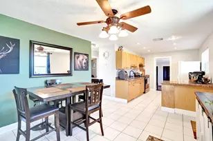 5740 SW 38th St, Davie, FL 33314 - Photo 5