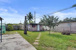 5740 SW 38th St, Davie, FL 33314 - Photo 35