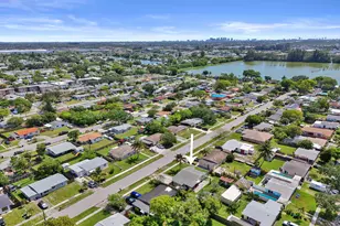 5740 SW 38th St, Davie, FL 33314 - Photo 49