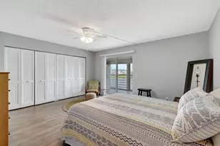 3031 Cornwall B, Boca Raton, FL 33434 - Photo 19