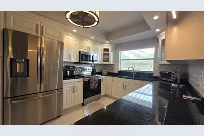 9301 Sunrise Lakes Boulevard #306, Sunrise, FL 33322 - Photo 9