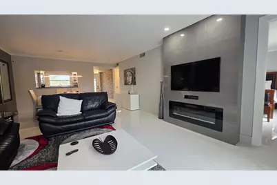 9301 Sunrise Lakes Boulevard #306, Sunrise, FL 33322 - Photo 17